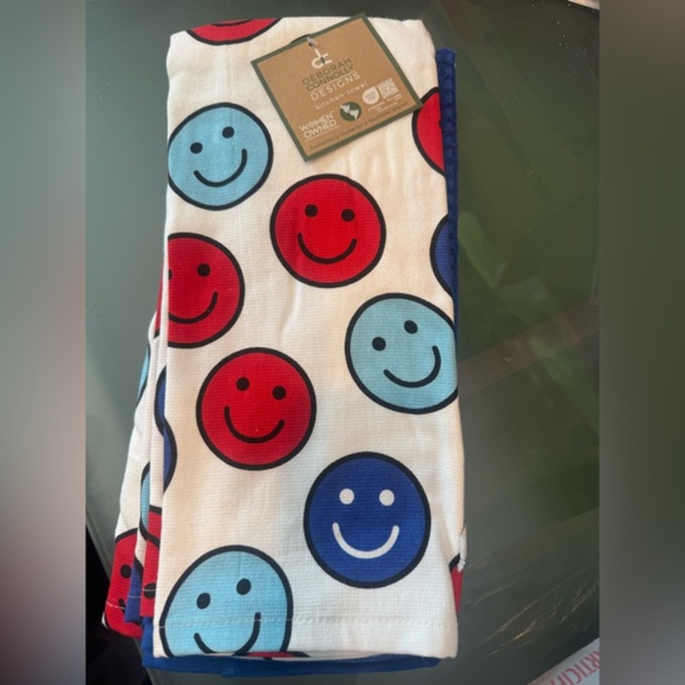 Set of 3 Patriotic colors,Smiley Face Kitchen Towels😊super soft & absorbent!